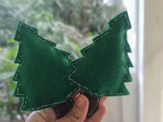 How to make an adorable Felt Christmas tree - VibhutiCrafts